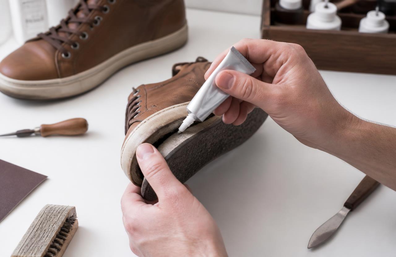 Colle chaussure Action : la solution idéale pour réparer vos chaussures en 2025